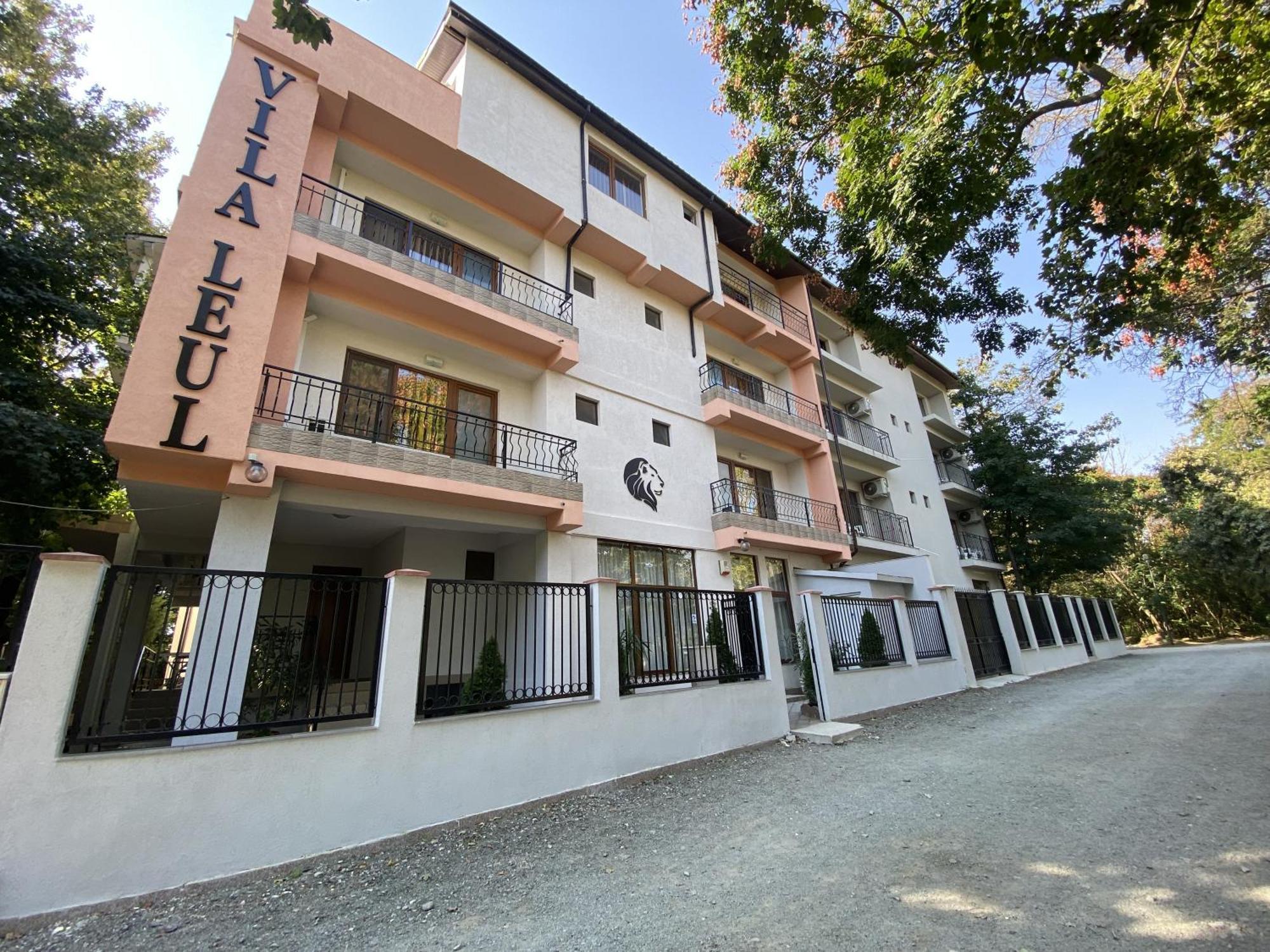 Vila Leul Jupiter Bagian luar foto